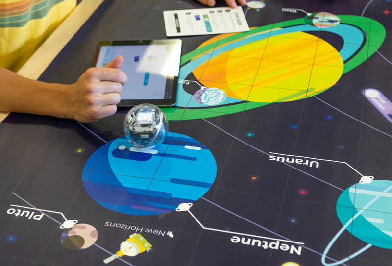 High-Tech & Low-Tech in STEM: Collaboration with Sphero & Makedo