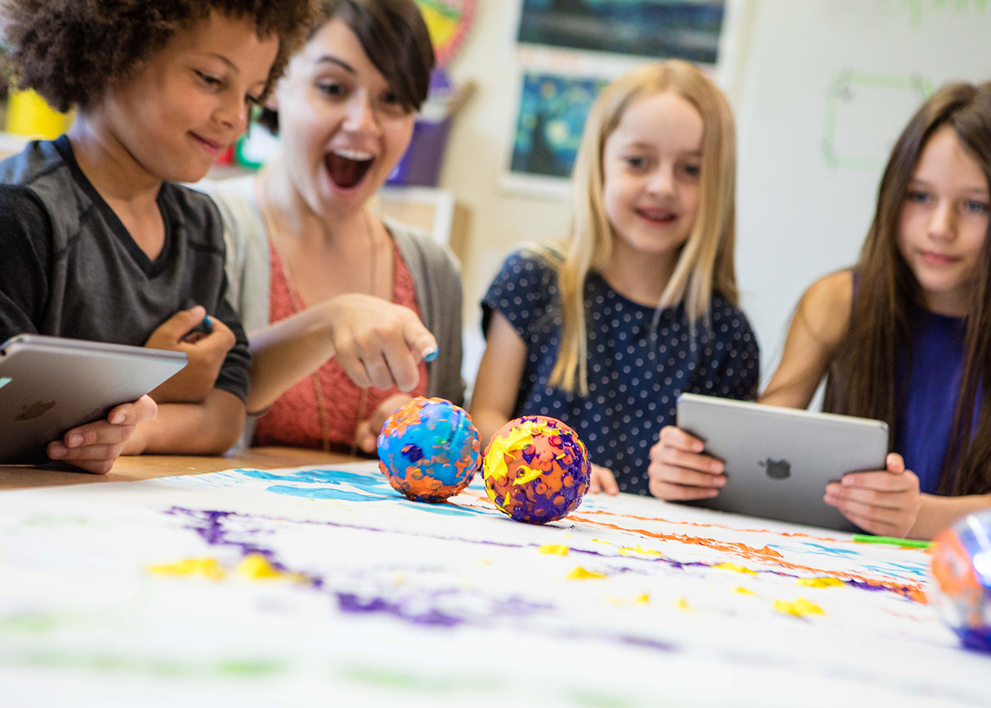 https://sphero.com/cdn/shop/products/SPRKHawkWEB-3034_GALLERY.jpg?v=1706594213